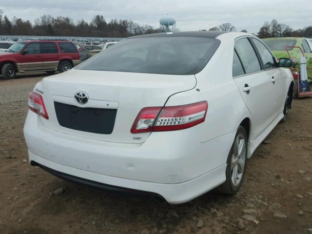4T1BF3EK1BU597394 - 2011 TOYOTA CAMRY BASE WHITE photo 4