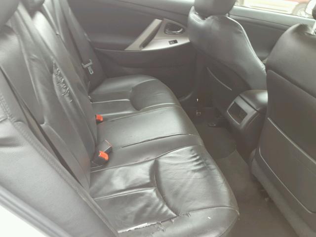 4T1BF3EK1BU597394 - 2011 TOYOTA CAMRY BASE WHITE photo 6