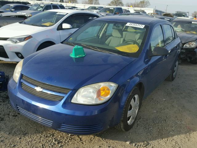 1G1AK52F657615382 - 2005 CHEVROLET COBALT BLUE photo 2