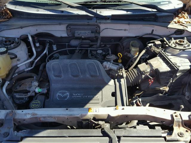 4F2YU06171KM60253 - 2001 MAZDA TRIBUTE DX 银色 照片 7