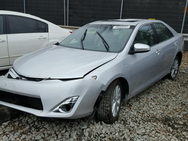 4T4BF1FKXER376826 - 2014 TOYOTA CAMRY L SILVER photo 2