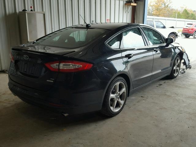 1FA6P0HD6E5376604 - 2014 FORD FUSION SE BLACK photo 4