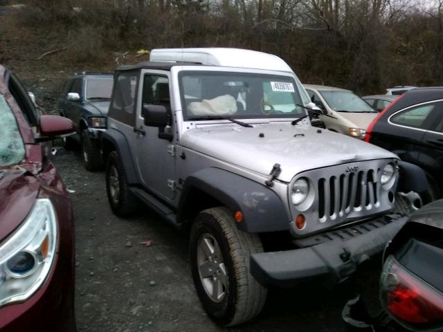 1J4FA24168L618031 - 2008 JEEP WRANGLER X SILVER photo 1