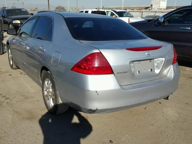 1HGCM56726A169993 - 2006 HONDA ACCORD EX SILVER photo 3