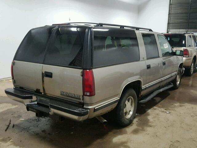 3GNEC16R2XG183732 - 1999 CHEVROLET SUBURBAN C SILVER photo 4