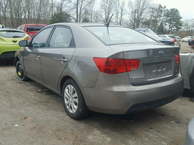 KNAFU4A25A5072867 - 2010 KIA FORTE EX GRAY photo 3