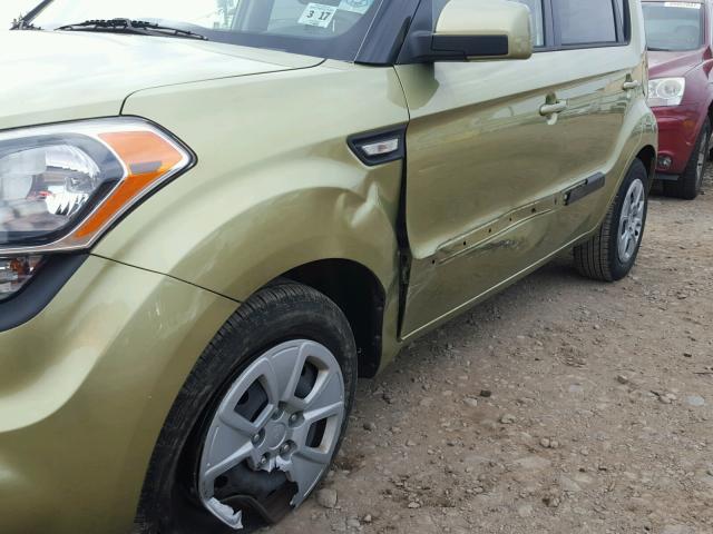 KNDJT2A54C7438016 - 2012 KIA SOUL GREEN photo 9