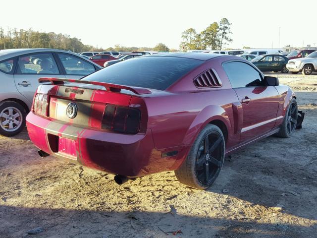 1ZVFT80N255166152 - 2005 FORD MUSTANG RED photo 4