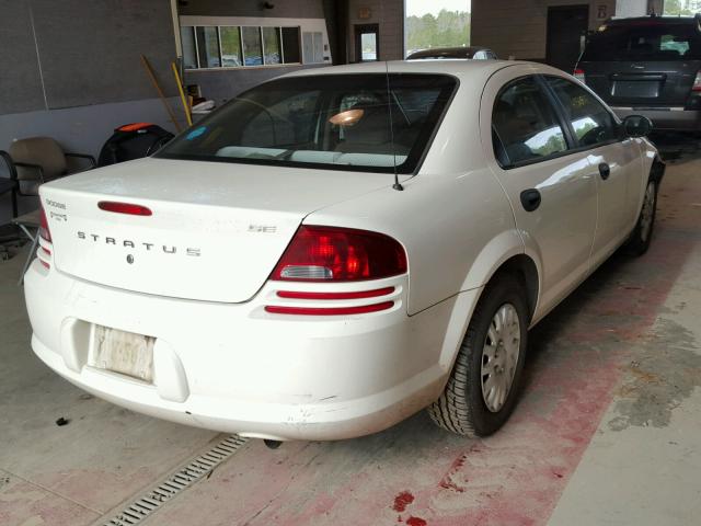 1B3EL36XX4N152302 - 2004 DODGE STRATUS SE WHITE photo 4