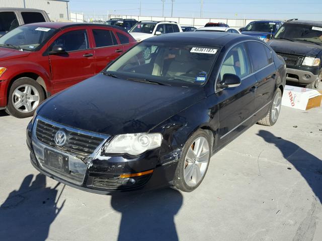 WVWJK7AN7AE159426 - 2010 VOLKSWAGEN PASSAT KOM BLACK photo 2