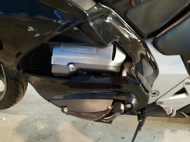 JH2SC51086M400778 - 2006 HONDA ST1300 BLACK photo 7