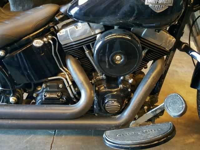 1HD1JRV27CB046027 - 2012 HARLEY-DAVIDSON FLS SOFTAI 黑色 照片 7