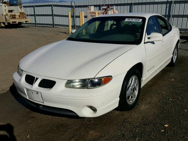 1G2WP52K22F134109 - 2002 PONTIAC GRAN PRIX WHITE photo 2