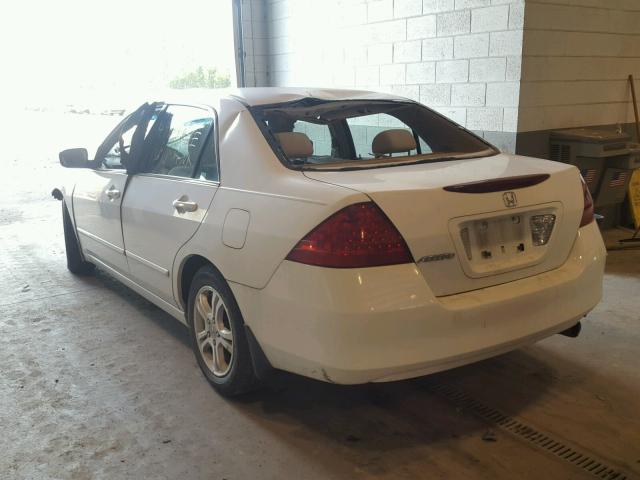 1HGCM56317A147448 - 2007 HONDA ACCORD SE WHITE photo 3