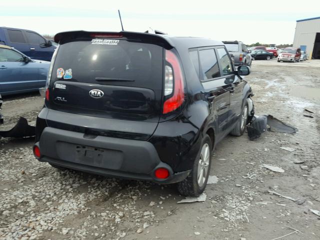 KNDJN2A28G7382815 - 2016 KIA SOUL BLACK photo 4