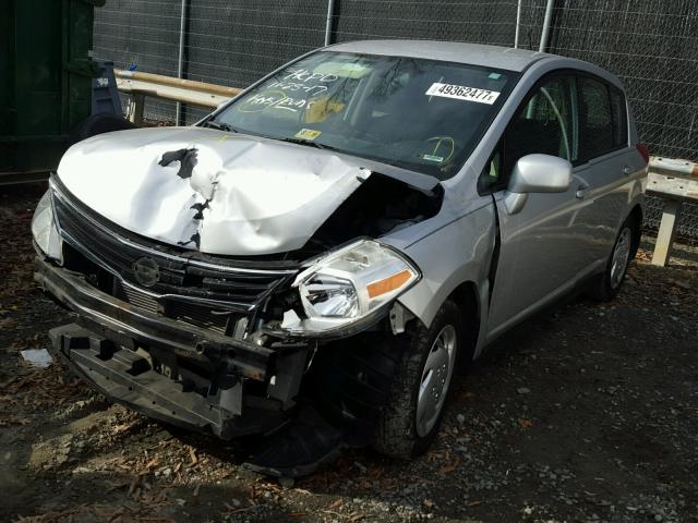3N1BC1CP2BL366937 - 2011 NISSAN VERSA S SILVER photo 2