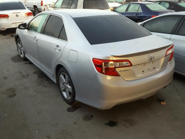 4T1BF1FK5EU816235 - 2014 TOYOTA CAMRY L SILVER photo 3