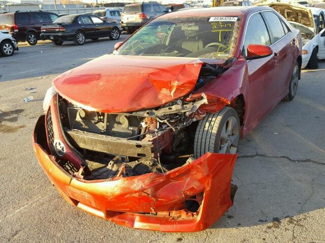 4T1BF1FK2CU625014 - 2012 TOYOTA CAMRY BASE RED photo 2