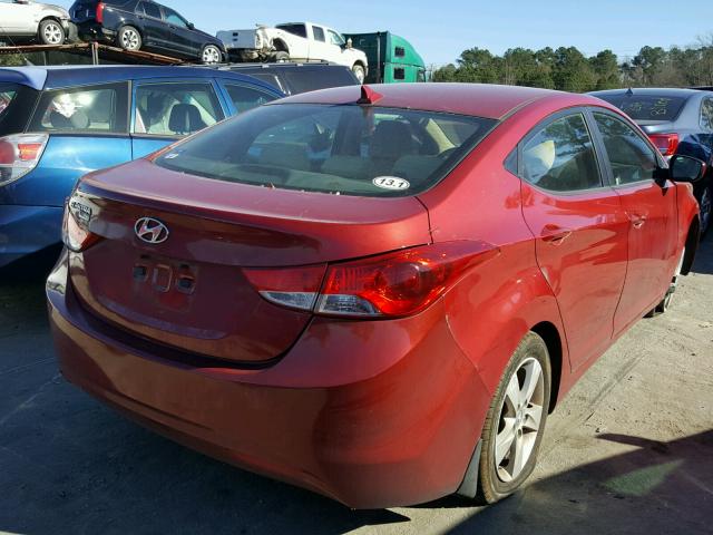 KMHDH4AE4DU671371 - 2013 HYUNDAI ELANTRA GL RED photo 4