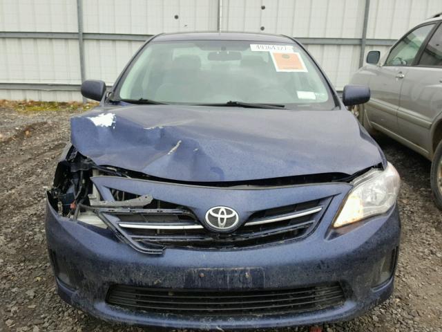 5YFBU4EE7DP213726 - 2013 TOYOTA COROLLA BA BLUE photo 9