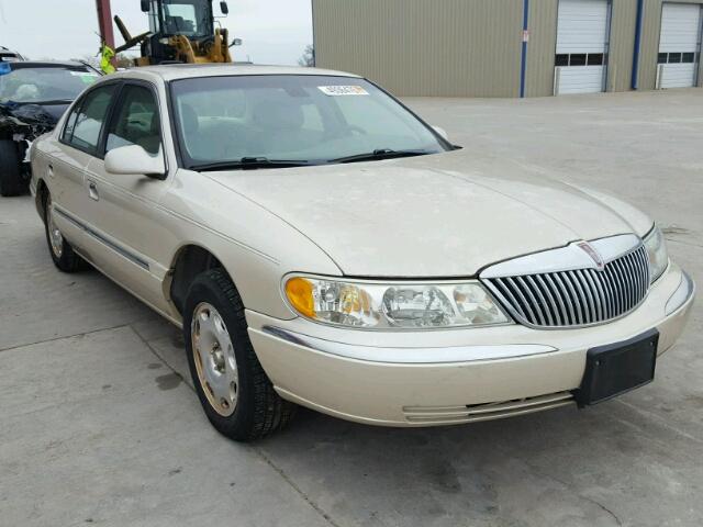 1LNHM97V82Y600682 - 2002 LINCOLN CONTINENTA TAN photo 1