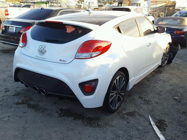 KMHTC6AE5GU269370 - 2016 HYUNDAI VELOSTER T WHITE photo 4