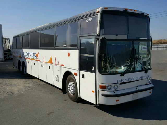 YE2TC76BXW2029479 - 1998 VAN HOOL T900 WHITE photo 1