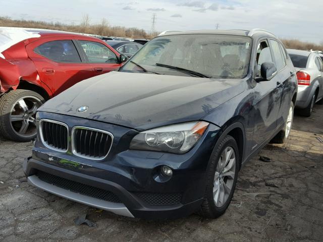 WBAVL1C54DVR82857 - 2013 BMW X1 XDRIVE2 Blau Foto 2