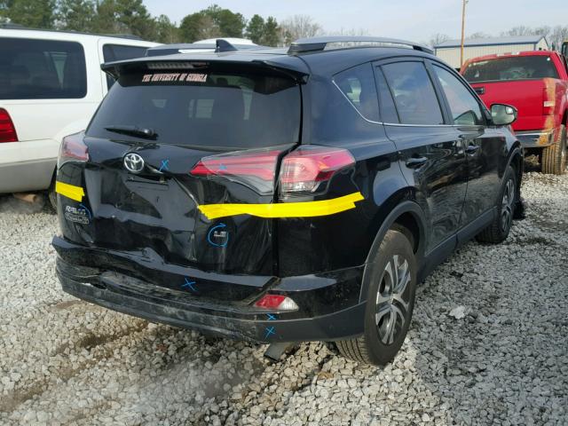 2T3ZFREV6HW349623 - 2017 TOYOTA RAV4 LE Qara foto 4