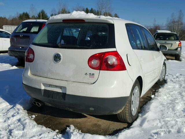 WVWDB71K78W300065 - 2008 VOLKSWAGEN RABBIT WHITE photo 4