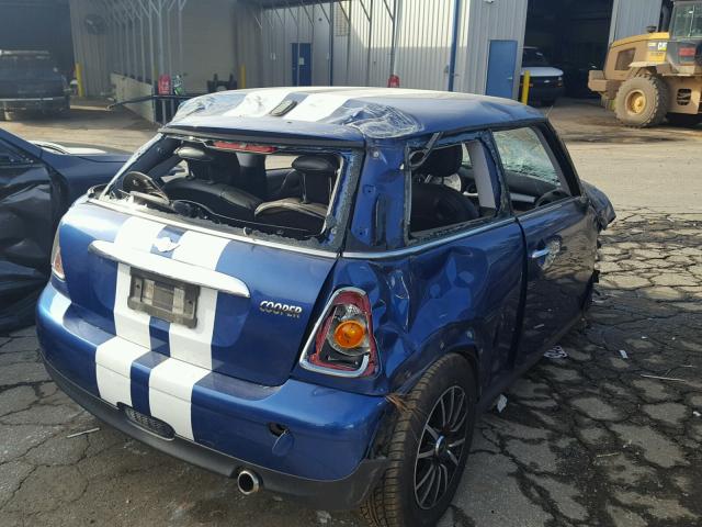 WMWMF33587TU61719 - 2007 MINI COOPER BLUE photo 4