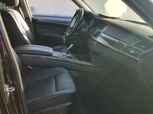 5UXFE83599L169865 - 2009 BMW X5 XDRIVE4 BLACK photo 5