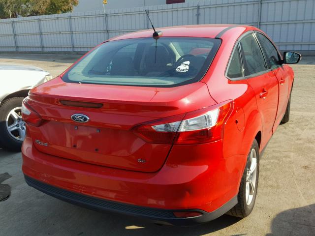 1FADP3F21EL333875 - 2014 FORD FOCUS SE RED photo 4