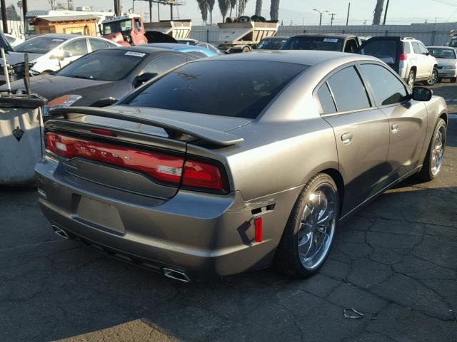 2C3CDXBG2CH201567 - 2012 DODGE CHARGER SE GRAY photo 4