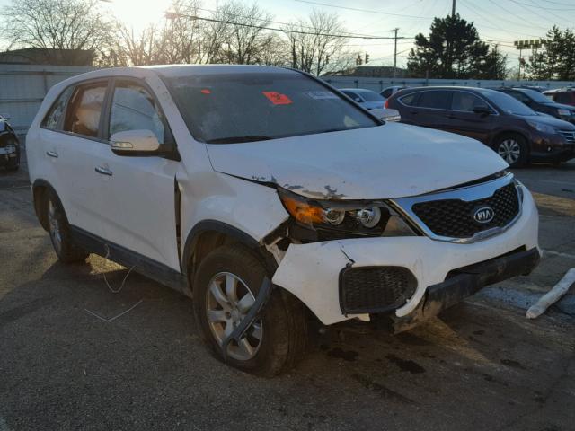 5XYKT3A13BG011287 - 2011 KIA SORENTO BA WHITE photo 1