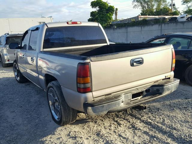 2GTEC13V261255000 - 2006 GMC NEW SIERRA GOLD photo 3