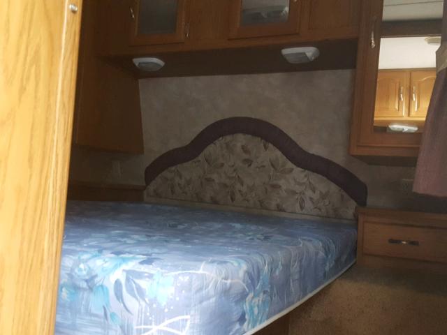 4YDT2502471532844 - 2007 KEYSTONE SPRINTER WHITE photo 5