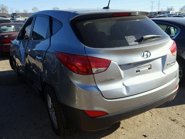 KM8JU3AC1DU547498 - 2013 HYUNDAI TUCSON GLS SILVER photo 3