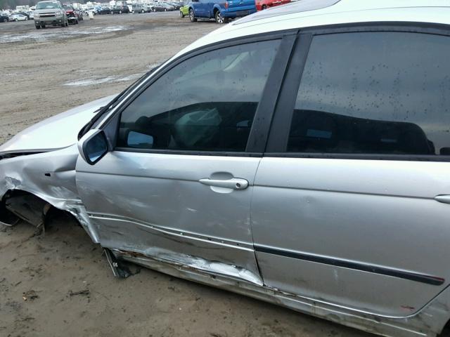 WBAEV334X3KL82082 - 2003 BMW 325 I SILVER photo 9
