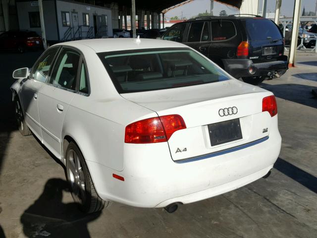 WAUDH78EX8A021542 - 2008 AUDI A4 3.2 QUA WHITE photo 3