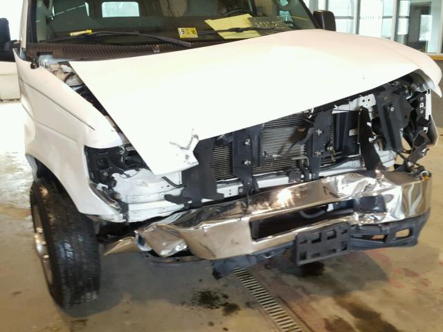 1FBNE3BLXADA73004 - 2010 FORD ECONOLINE WHITE photo 9