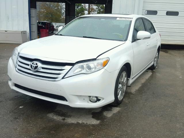 4T1BK3DBXBU396672 - 2011 TOYOTA AVALON BAS WHITE photo 2