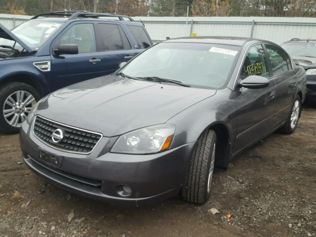 1N4AL11EX5C386983 - 2005 NISSAN ALTIMA S GRAY photo 2