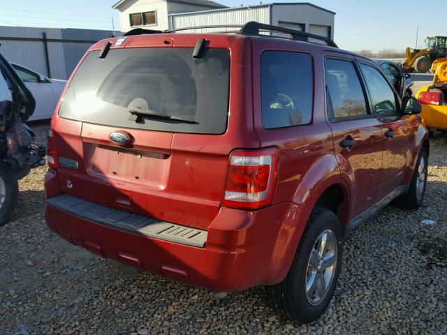 1FMCU0D79BKA38242 - 2011 FORD ESCAPE XLT MAROON photo 4