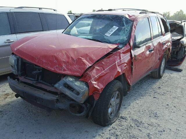 1GNDS13S922431708 - 2002 CHEVROLET TRAILBLAZE RED photo 2