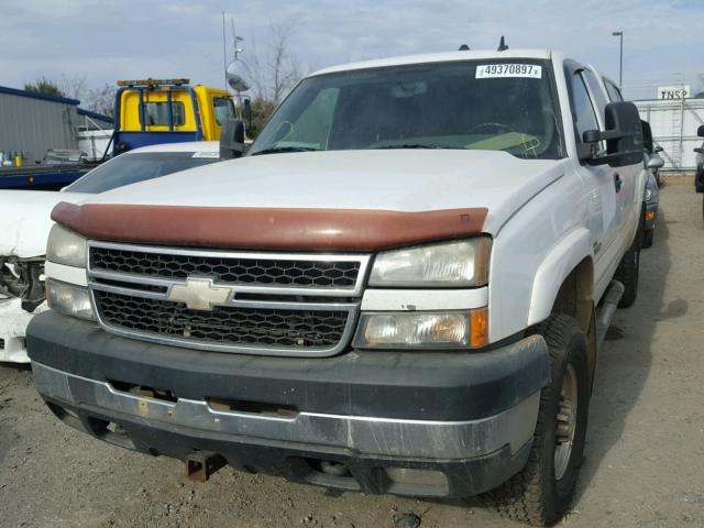 1GCHK29D46E219845 - 2006 CHEVROLET SILVERADO WHITE photo 2