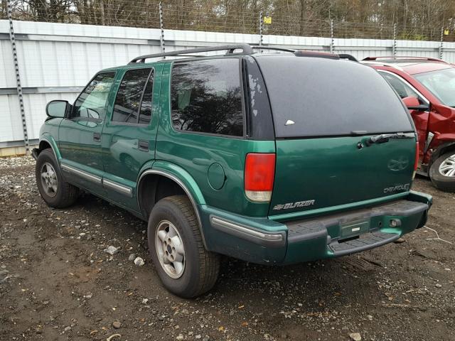 1GNDT13W8X2139555 - 1999 CHEVROLET BLAZER GREEN photo 3