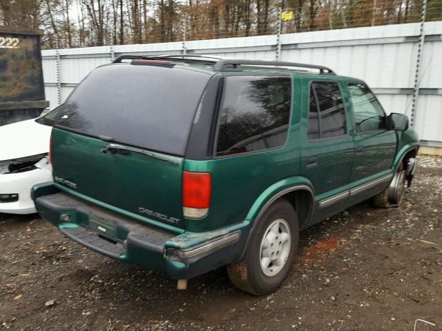 1GNDT13W8X2139555 - 1999 CHEVROLET BLAZER GREEN photo 4