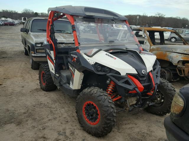 3JBPVAP22GJ000123 - 2016 CAN-AM MAVERICK X WHITE photo 1