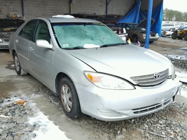 4T1BE32K62U506692 - 2002 TOYOTA CAMRY LE SILVER photo 1